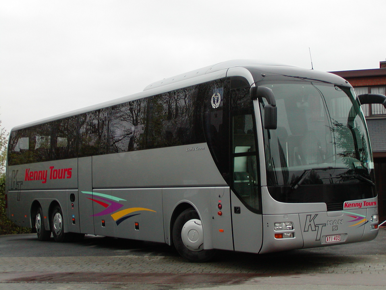 Kenny Tours bus 1